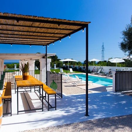 Tenuta Amostuni-Country House ภายนอก รูปภาพ