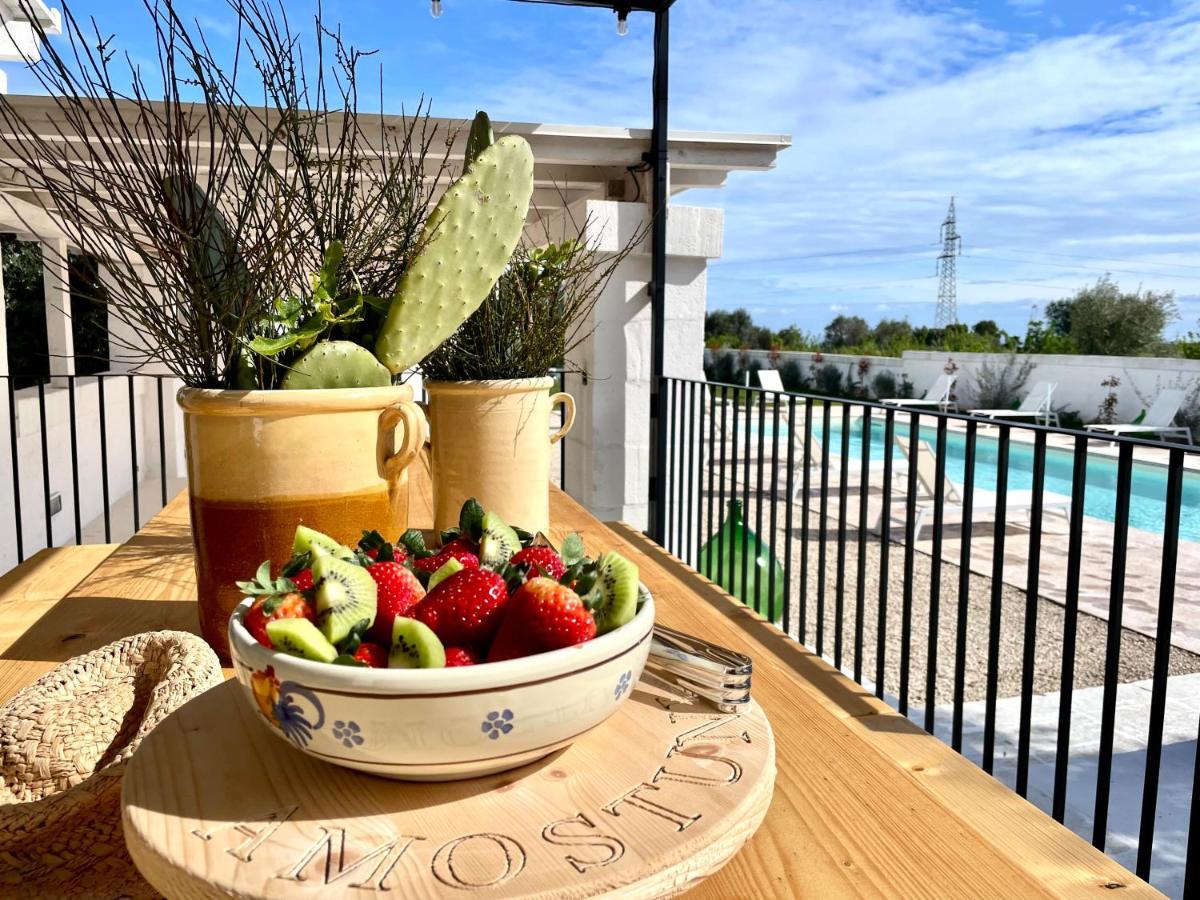 Tenuta Amostuni-Country House ภายนอก รูปภาพ