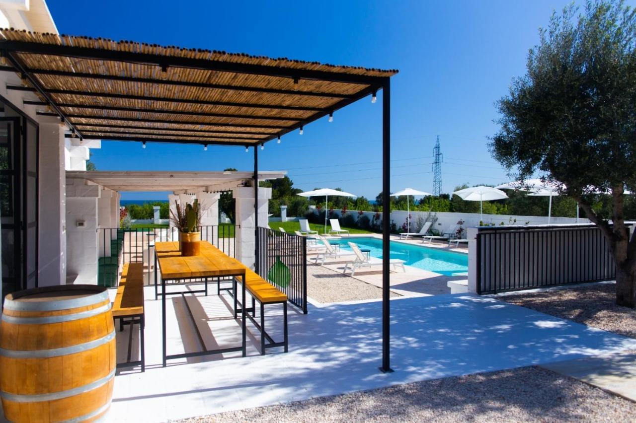 Tenuta Amostuni-Country House ภายนอก รูปภาพ
