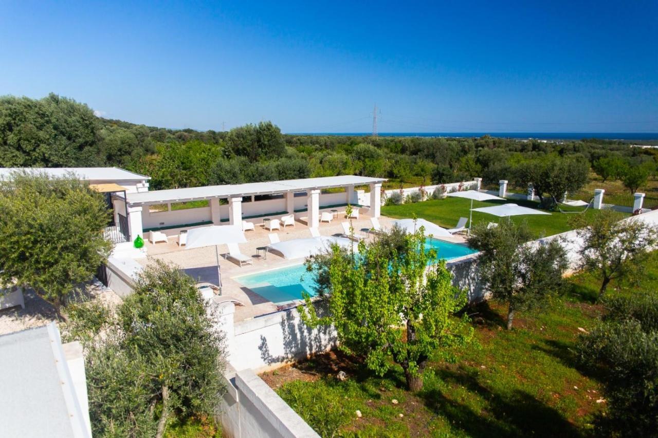 Tenuta Amostuni-Country House ภายนอก รูปภาพ