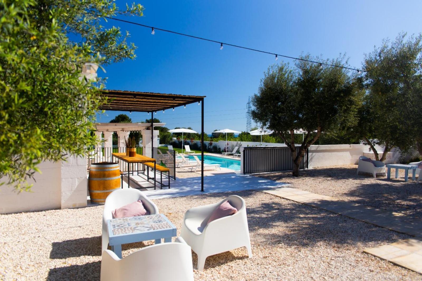 Tenuta Amostuni-Country House ภายนอก รูปภาพ