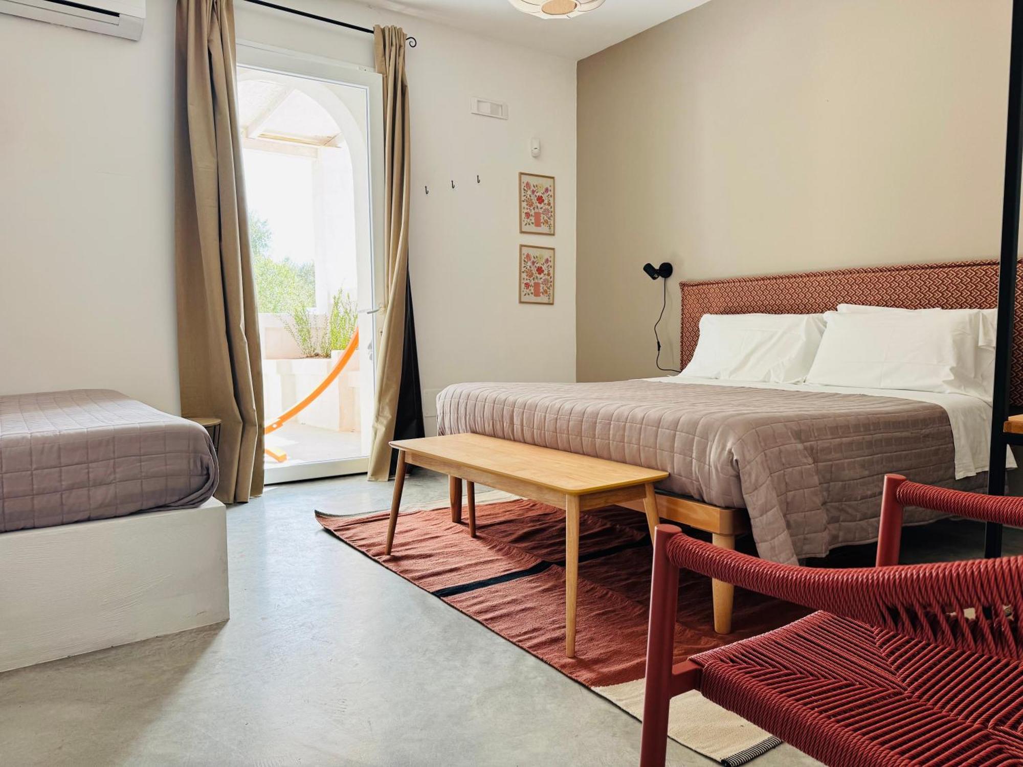 Tenuta Amostuni-Country House ภายนอก รูปภาพ