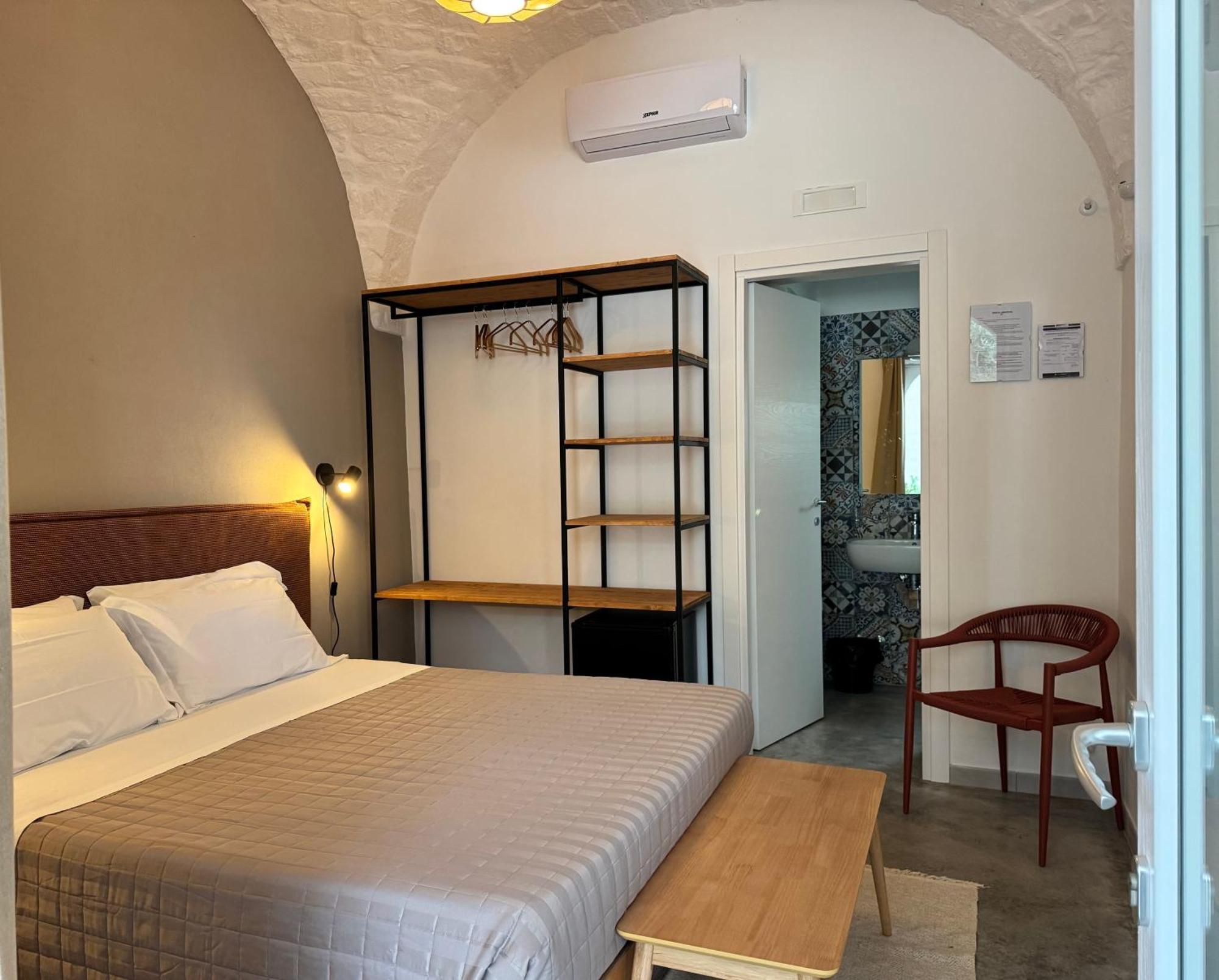 Tenuta Amostuni-Country House ภายนอก รูปภาพ