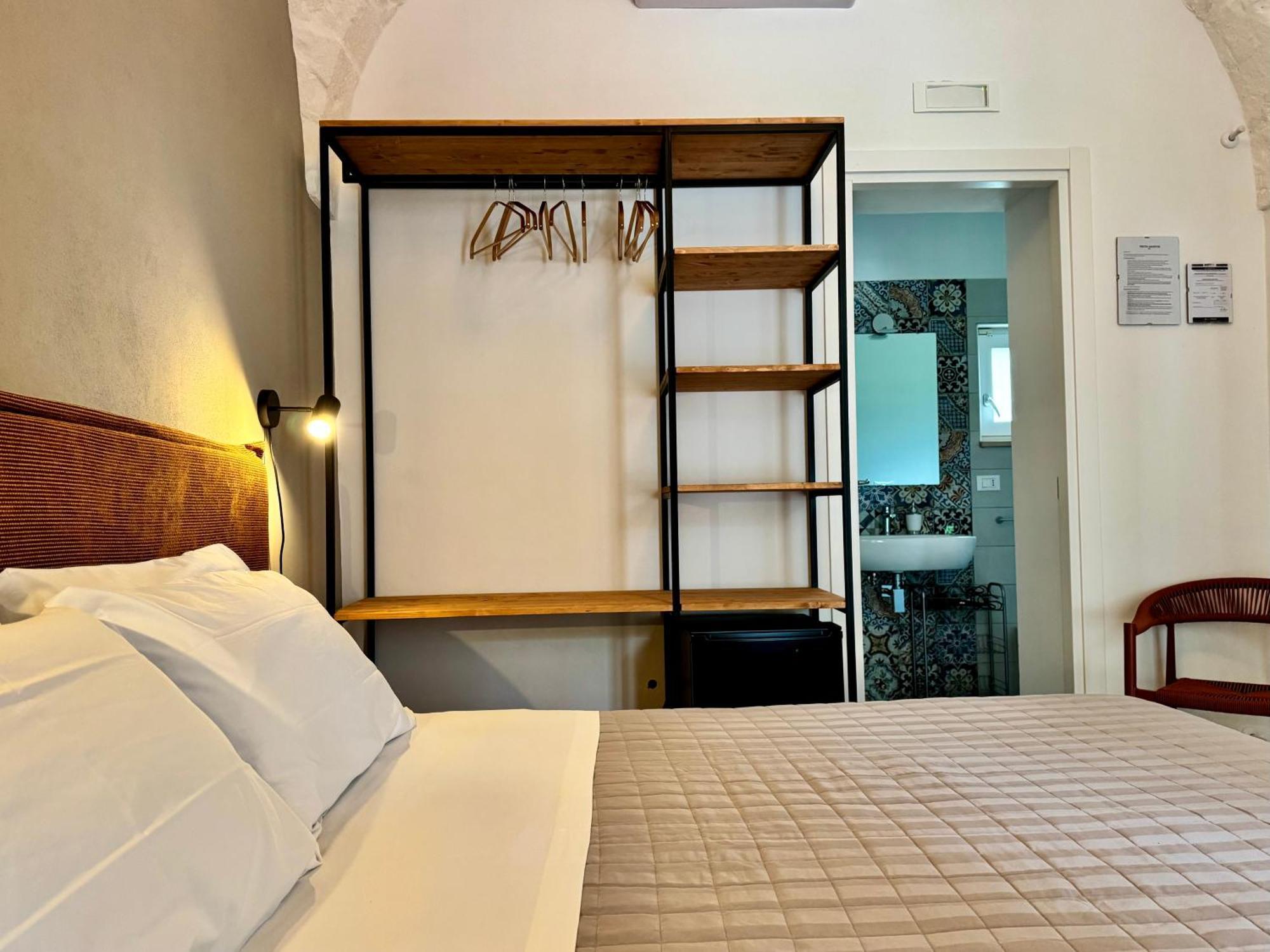 Tenuta Amostuni-Country House ภายนอก รูปภาพ
