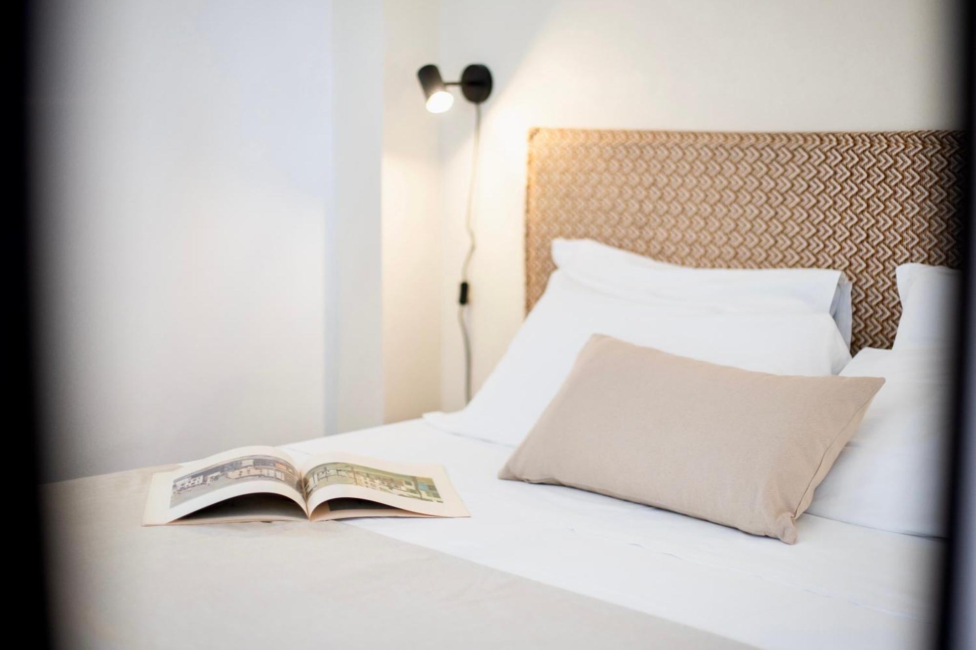 Tenuta Amostuni-Country House ภายนอก รูปภาพ